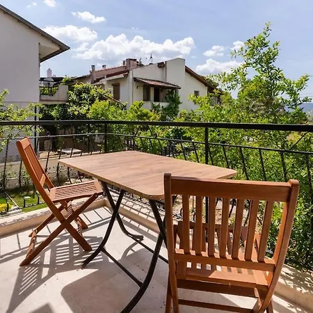 With Garden In Urla, Torasan Villa *