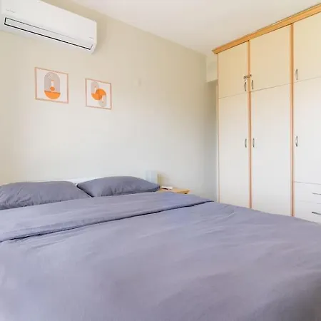 With Garden In Urla, Torasan