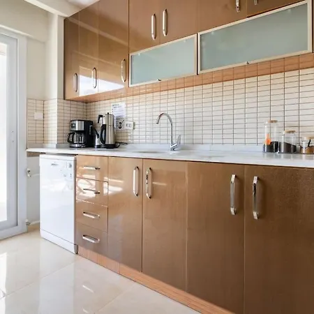 Villa With Garden In Urla, Torasan *