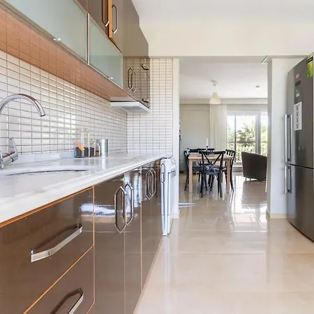 With Garden In Urla, Torasan Urla